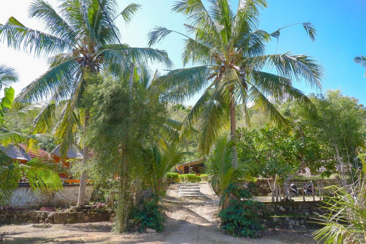 The Tamban Jukung Hotel Batumadeg Exterior photo